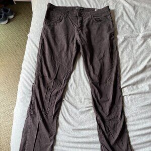 Maroon wash mens jeans (36 x 32)